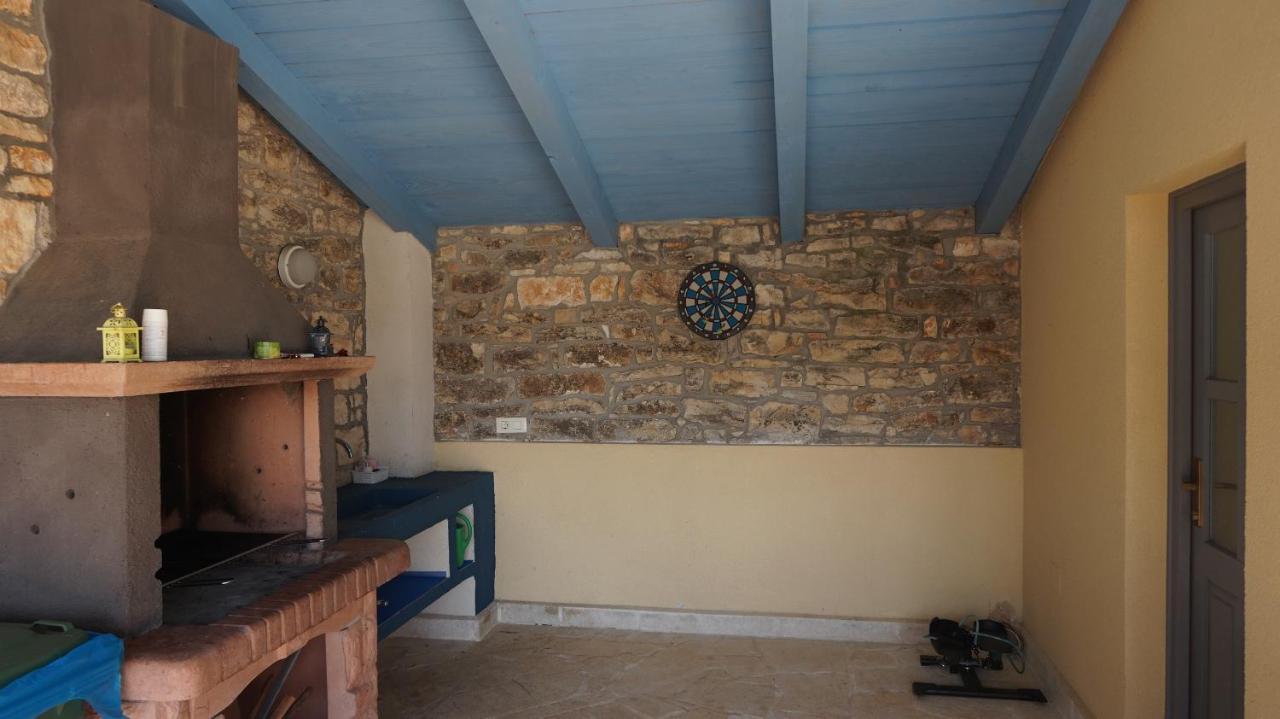 Holiday Home Ava1 With Pool & Holiday Home Ava2 With Whirlpool Baderna المظهر الخارجي الصورة