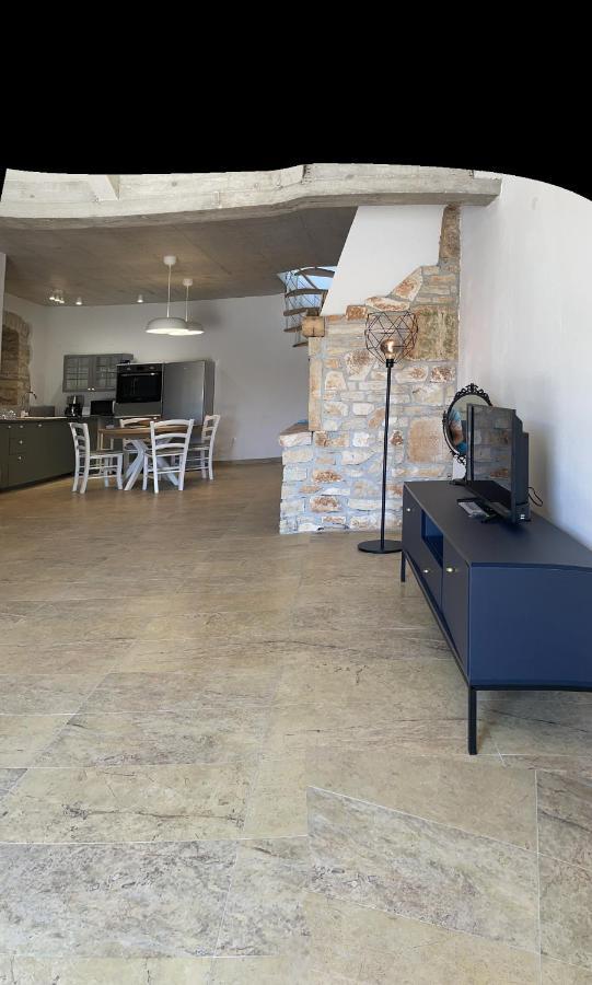 Holiday Home Ava1 With Pool & Holiday Home Ava2 With Whirlpool Baderna المظهر الخارجي الصورة